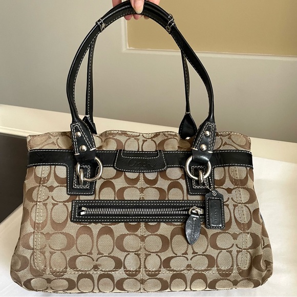 Coach Signature Penelope shoulder bag - Picture 11 of 12